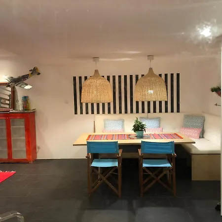 House 4 Guest house
