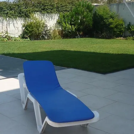House 4 * Nazare